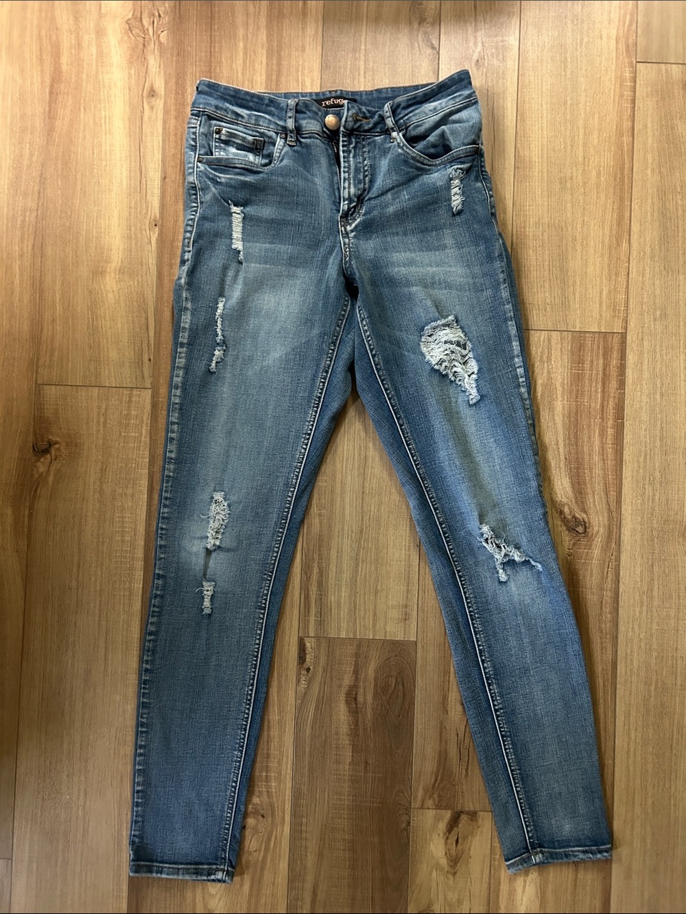 Light wash refuge pants